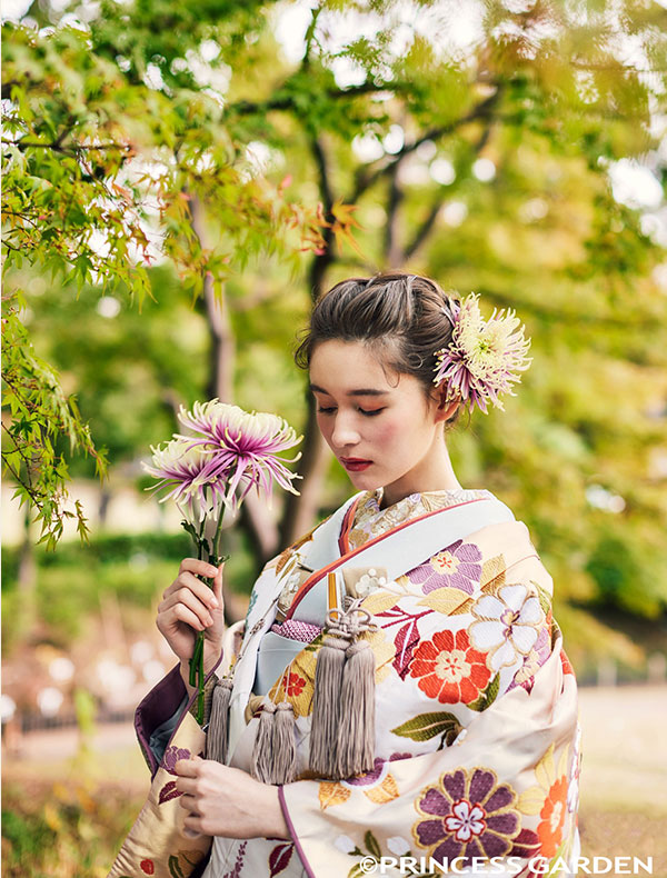 箱根の森高原協会の和装PRINCESS GARDEN